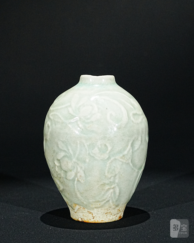 明 湖田刻花瓶